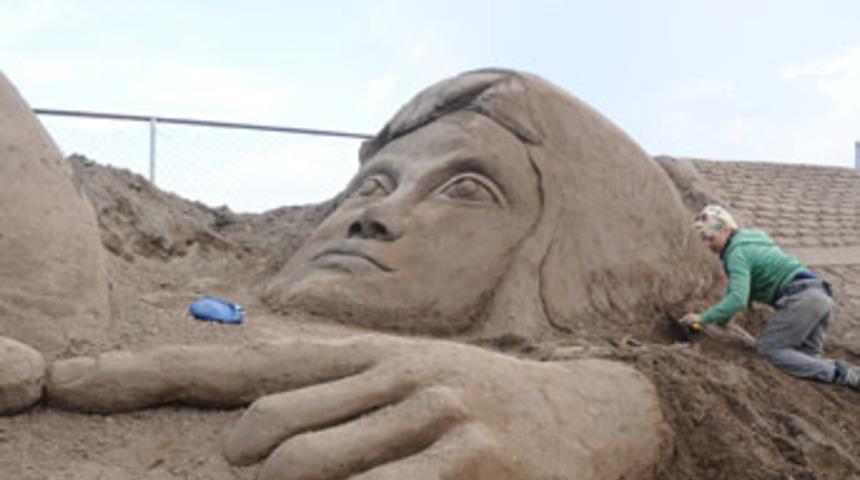 Kum festivalinin ana teması Hollywood