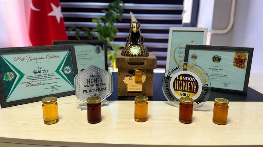 12 yıllık hobisi d&uuml;nya pazarına a&ccedil;ılıyor! &Ouml;d&uuml;lleri peş peşe topladı