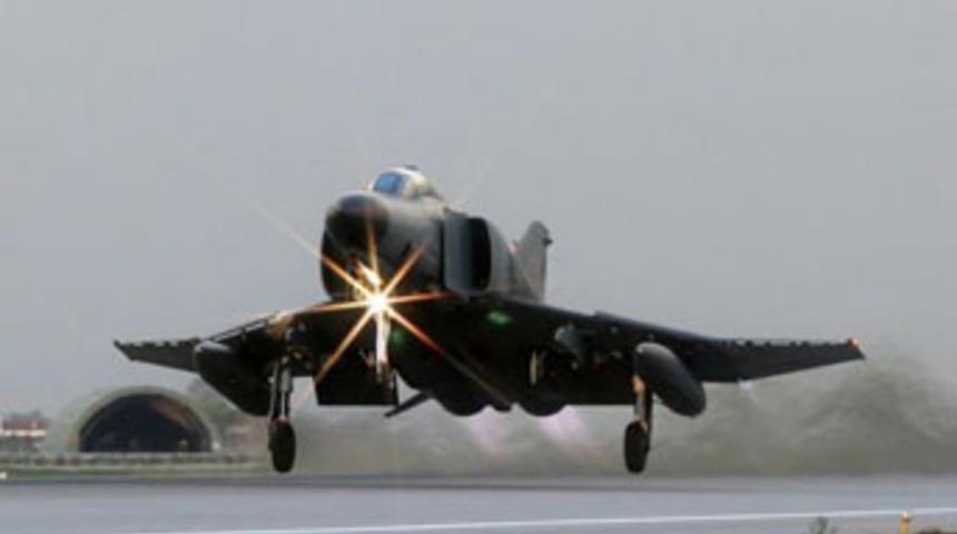 Eskişehir'de savaş u&ccedil;ağı d&uuml;şt&uuml;