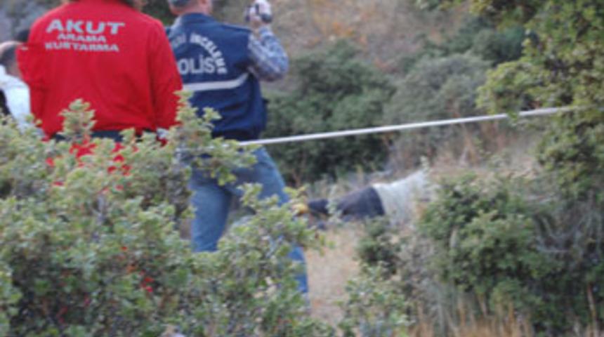 Yaşlı adam &ouml;l&uuml; bulundu