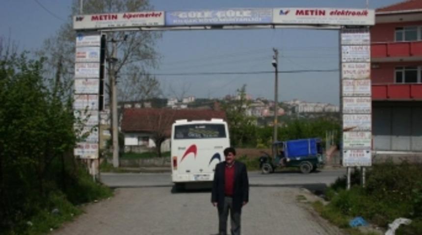 Kıl&ccedil;ak k&ouml;y&uuml; girişine reklamlı "tak"