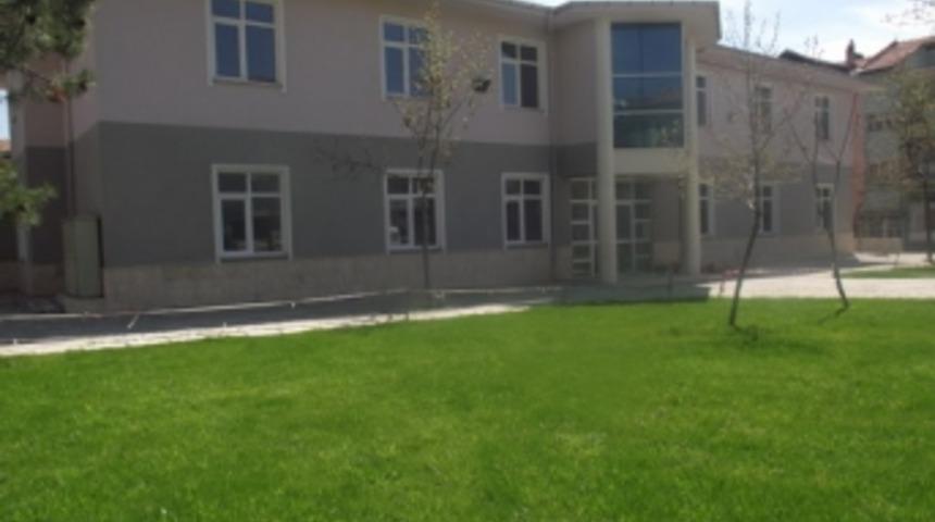 Son derece modern bir tesis ama "doktoru" yok