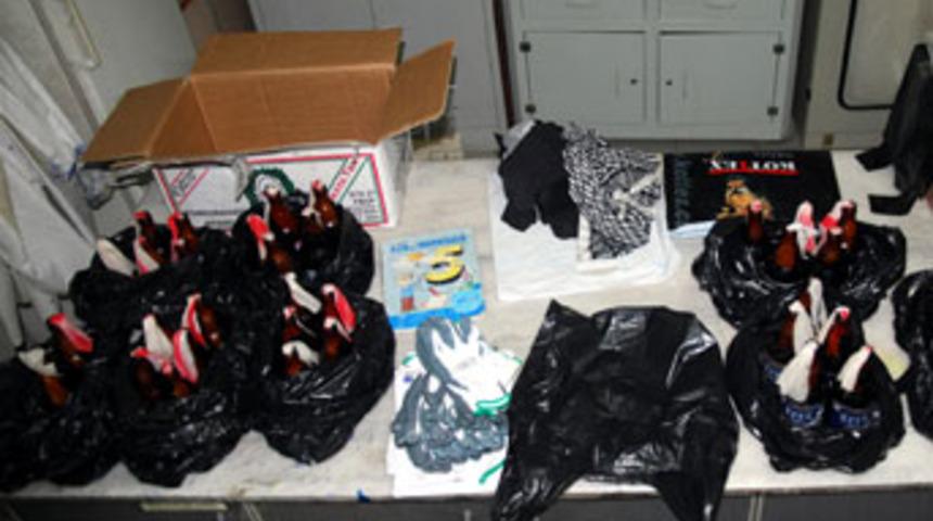 Ş&uuml;phelileri, benzin kokusu ele verildi