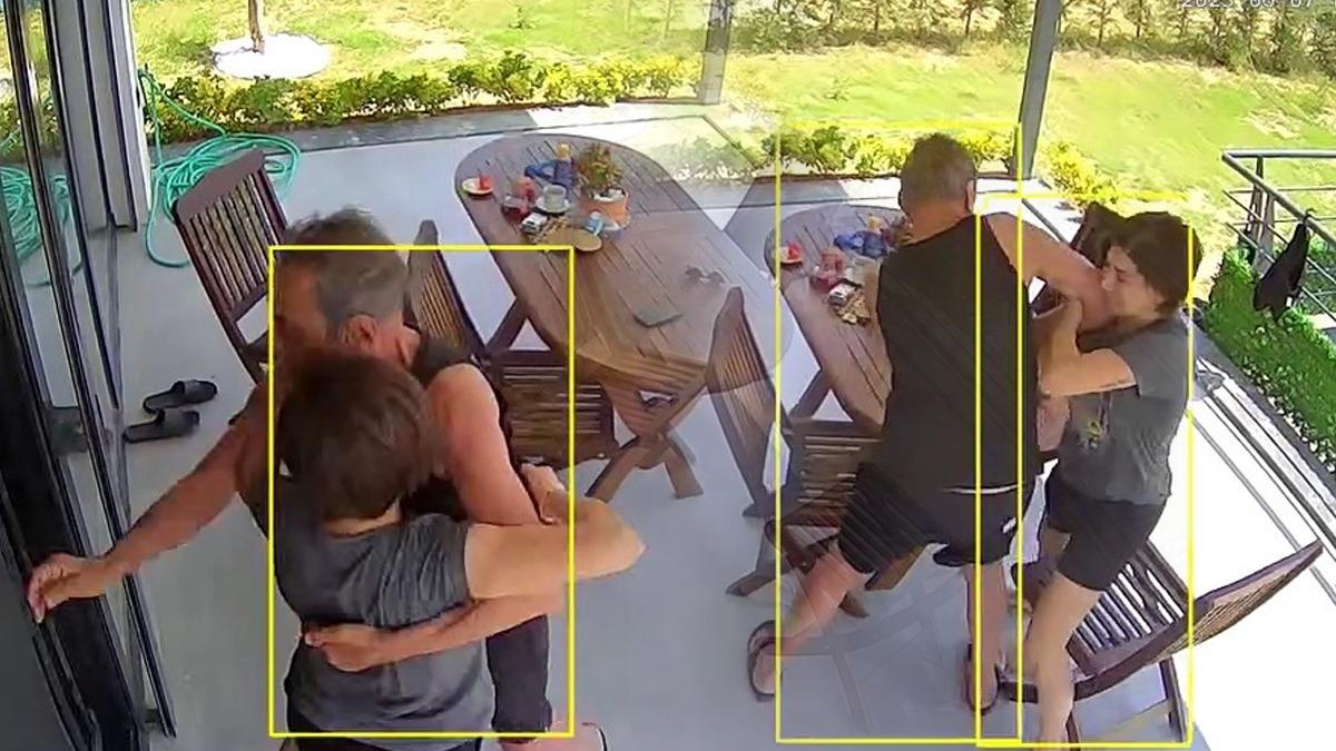 CHP'li Berhan Şimşek hakkında olay yaratan görüntüler! Kadına şiddet kamerada - Güncel Haberler