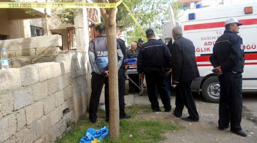 Yaşlı adam t&uuml;fekle intihar etti