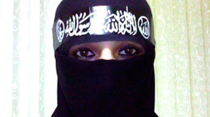 Evden ka&ccedil;an kız Pakistan'da ortaya &ccedil;ıktı