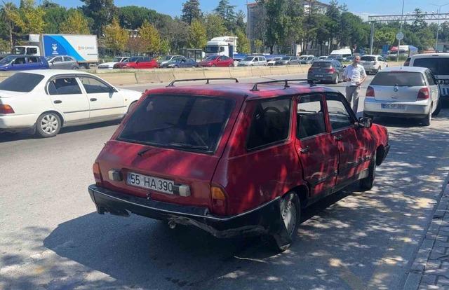 Samsun’da araçlar çarpıştı: 2’si çocuk 3 yaralı 4