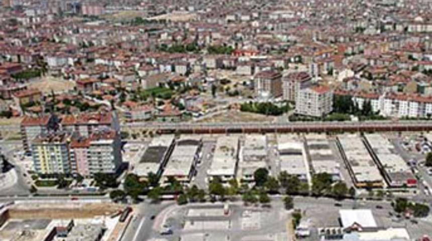 Binlerce kişi ölüm tehdidi altında yaşıyor