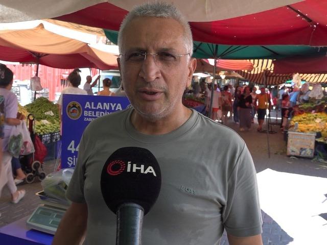 Alanya semt pazarında pazarcının terazisi güven verdi, fazlası çıktı eksiği çıkmadı 6