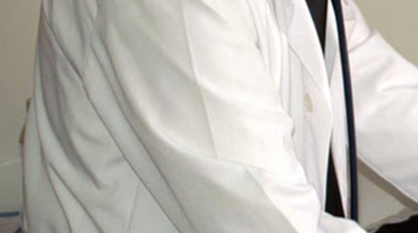 Doktorlara dayak ve tehdit