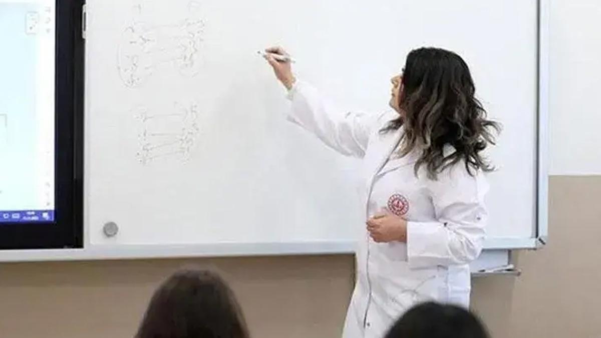Öğretmenler için yeni dönem başlıyor! MEB önlük kararını duyurdu 2