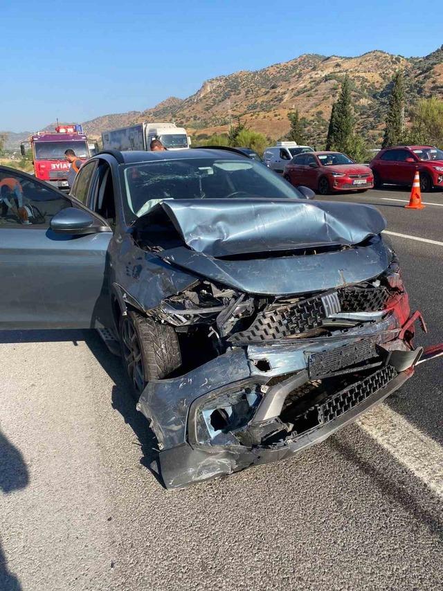 Aydın’da trafik kazası: 2 yaralı 1