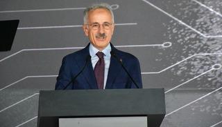 Bakan Uraloğlu: T&uuml;rkiye'yi dijital d&ouml;n&uuml;ş&uuml;m&uuml;n g&uuml;&ccedil;l&uuml; akt&ouml;rlerinden biri haline getirdik
