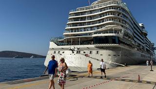 Bodrum'a 2 kruvaziyerle 2 bin 484 turist geldi