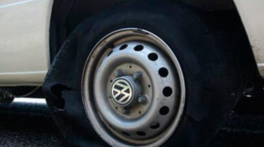 Çinli mühendise patlak lastik tuzağı