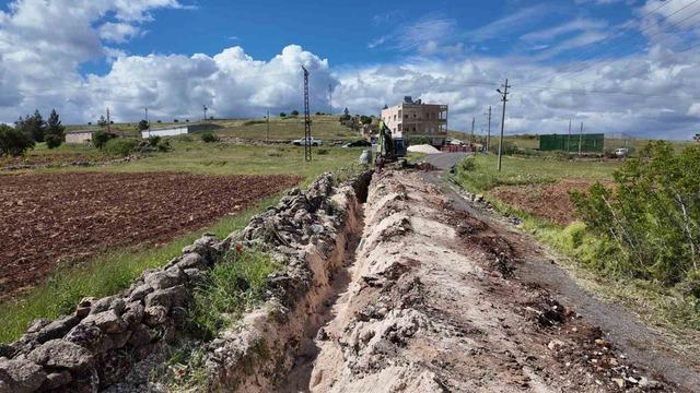 Mardin’de bir mahallede daha atık su döşeme çalışmalarını tamamladı 2