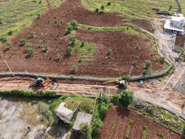 Mardin’de bir mahallede daha atık su döşeme çalışmalarını tamamladı 1