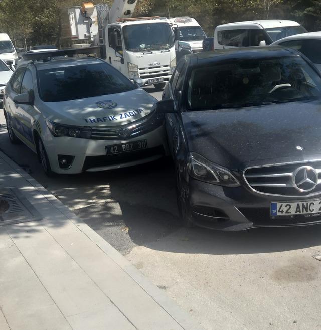 Konya’da iki araçlı kazada ticari taksi devrildi: 1 yaralı 1