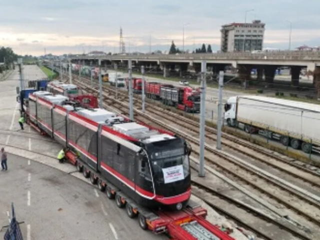 Bozankaya'nın Samsun i&ccedil;in &uuml;rettiği yeni nesil tramvaylar sefere &ccedil;ıktı