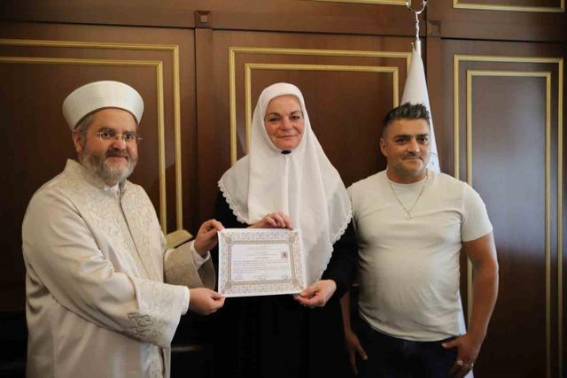 Almanya da yaşayan bir kadının İslam a geçiş hikayesi 4