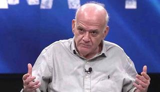 Ahmet &Ccedil;akar'dan Dursun &Ouml;zbek'e zehir zemberek s&ouml;zler: "Utanması gereken ben değilim!"