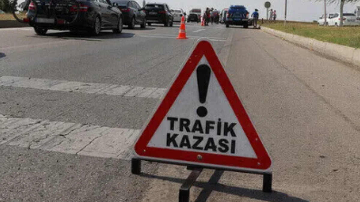 Hakkari'de yoldan çıkan servis minibüsündeki 6 kişi yaralandı - Güncel Haberler