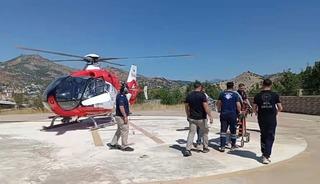 Tunceli&rsquo;de parmaklarından yaralanan kadın, ambulans helikopterle sevk edildi