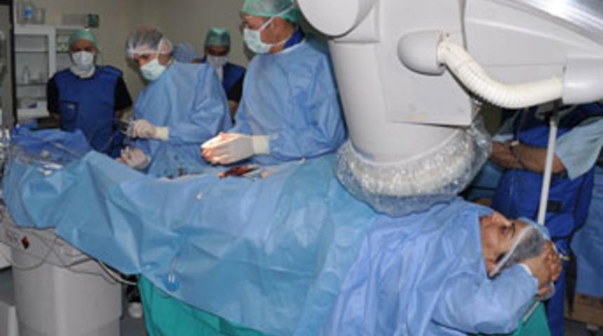 Kalp duvarındaki inceltmeye anjiyo