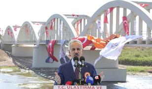 Yıllar sonra yeniden hayat buldu! Tarihi k&ouml;pr&uuml; hizmete a&ccedil;ıldı