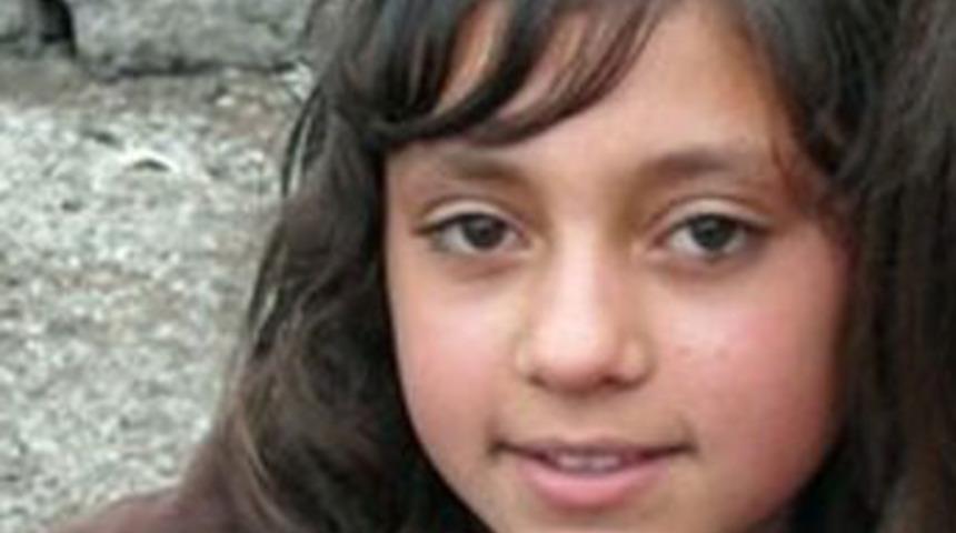 Kardeşine siper olup can verdi