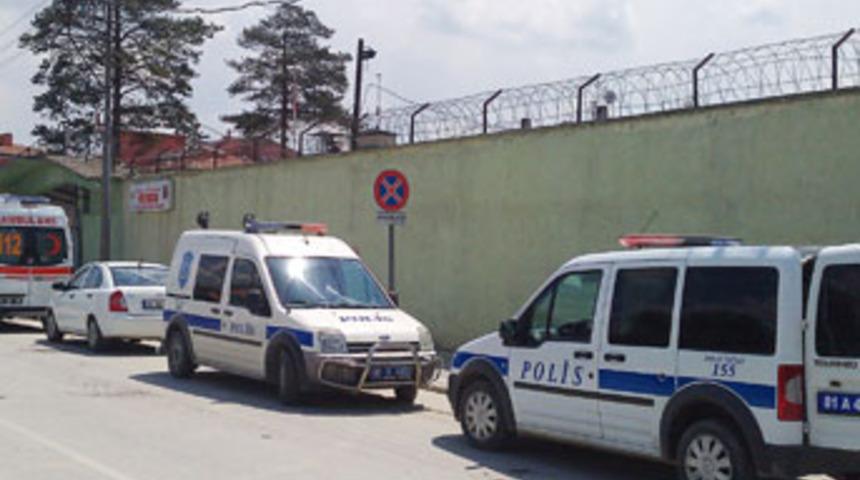 Kapalı cezaevinde isyan