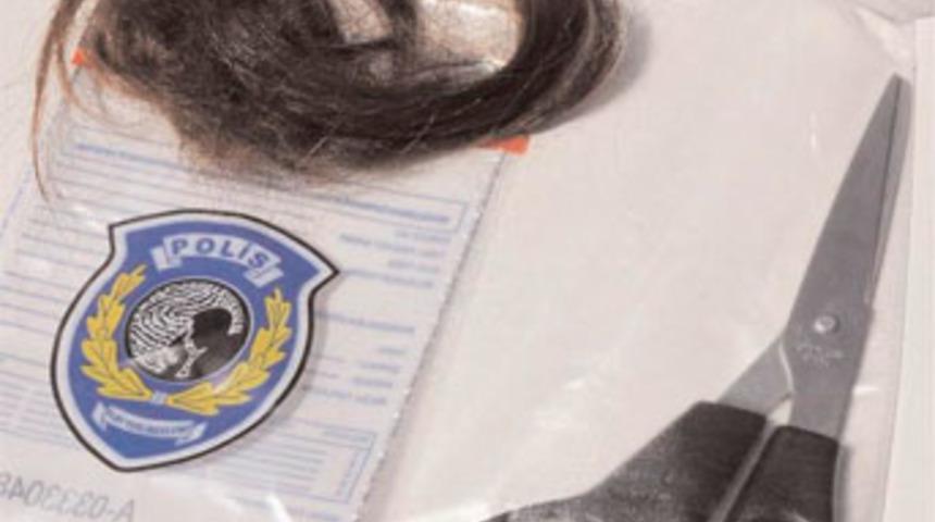 Makaslı sapık yakalandı