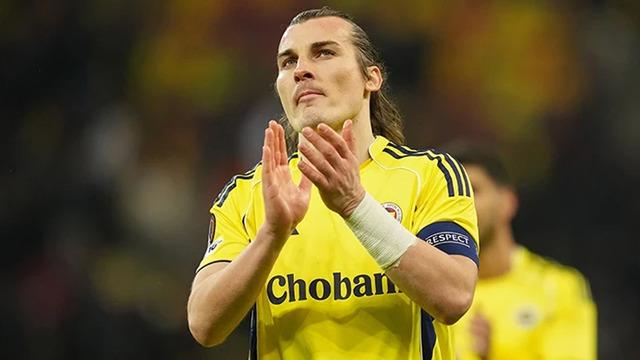 Fenerbahçe'de Çağlar Söyüncü ile yollar ayrıldı! Yeni takımı belli oldu
