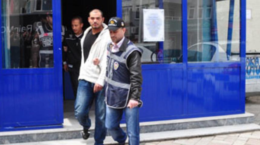 Aranan h&uuml;k&uuml;ml&uuml;ler yakalandı