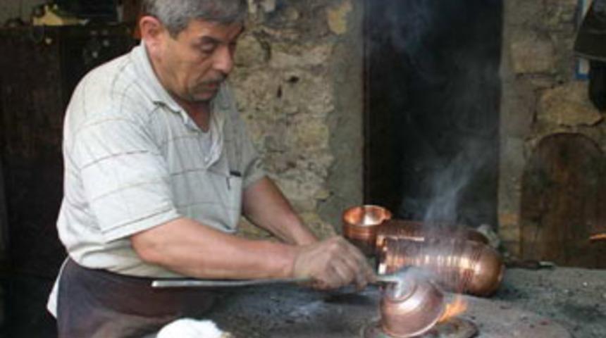 Tarihi kalaycılık mesleği yok olmak &uuml;zere