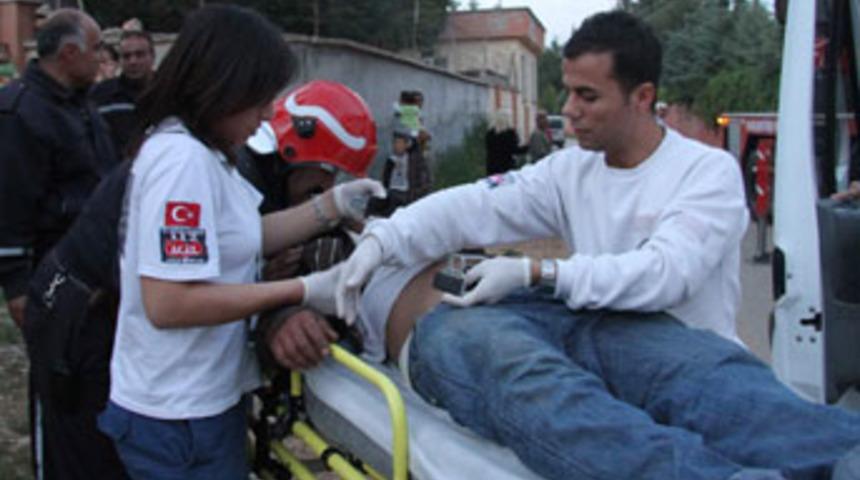 Elektrik direğinde can pazarı yaşandı