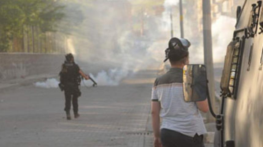 Cizre'de karayolları binasına saldırı