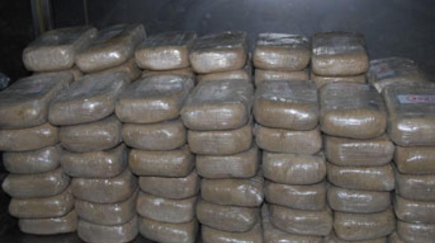 Uyuşturucu baronlarına b&uuml;y&uuml;k darbe