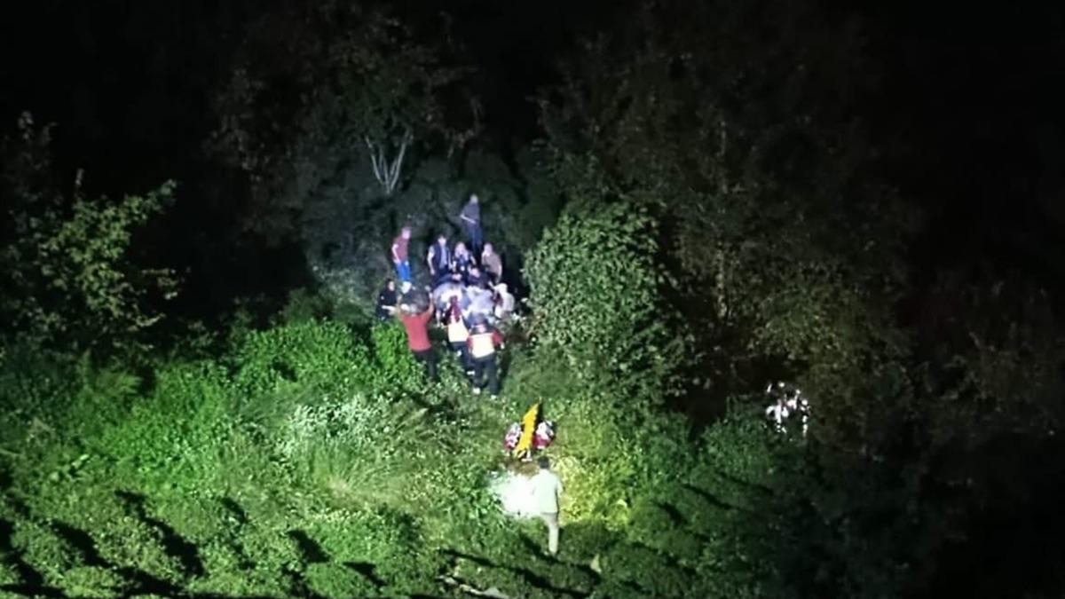 Rize’de kamyonet uçuruma yuvarlandı; ağabey ve kardeşi öldü, 1 kişi yaralandı - Güncel Haberler