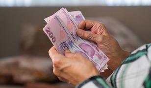 En d&uuml;ş&uuml;k emekli maaşı i&ccedil;in rakam geldi! Ocak 2027 zammı tahmini