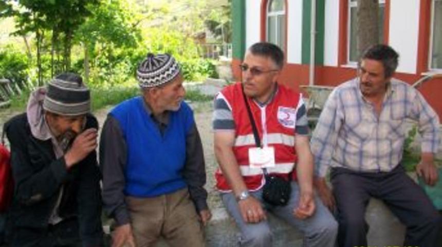 Dursunbey Kızılay Şubesi Simav'a el uzattı