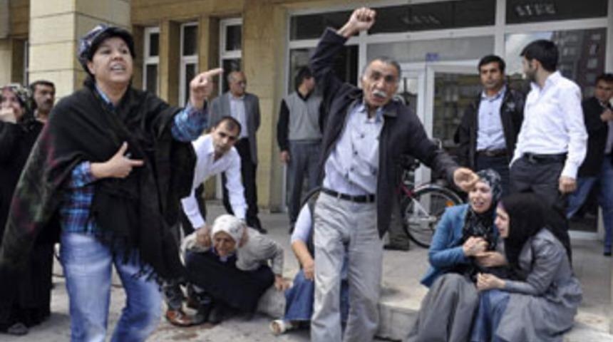 Sanık yakınlarından mahkeme kararına isyan