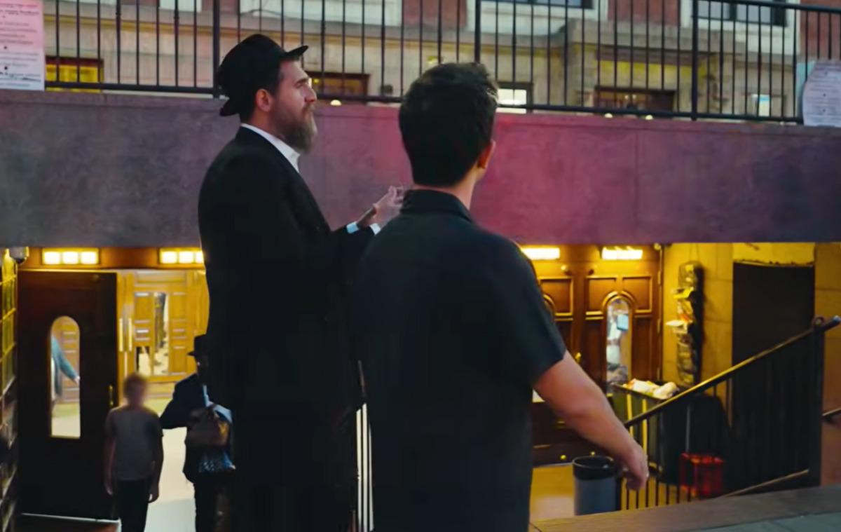 Ruhi Çenet’in ‘Hasidik Yahudiler’ belgeseli tartışma yarattı! Açıklama gecikmedi 1