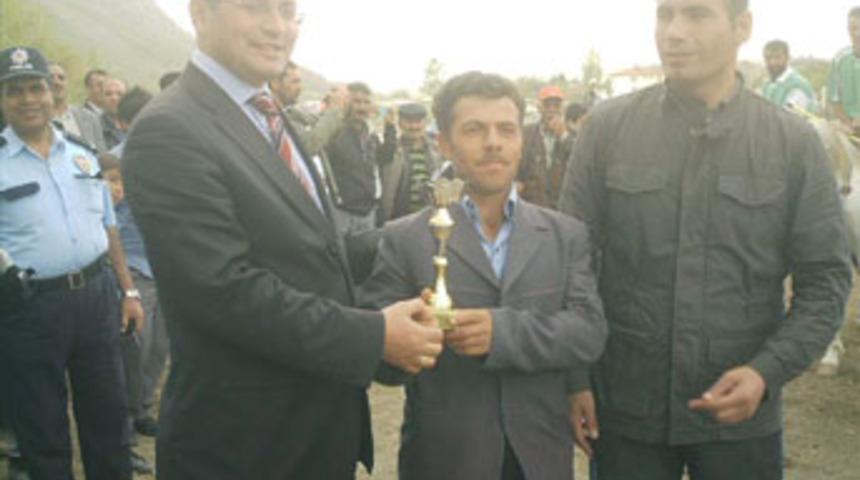 Cirit gösterisi nefesleri kesti