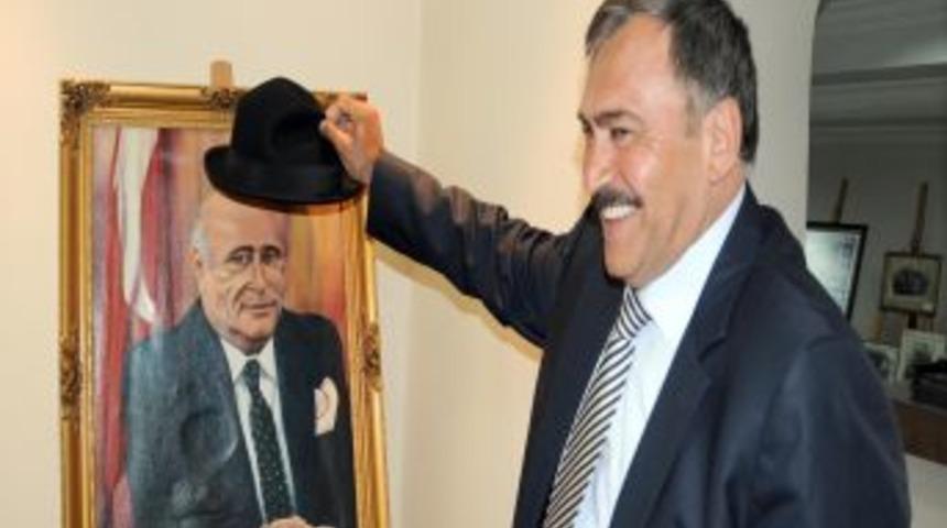 Afyonkarahisar Belediyesi, 2 yılda 6 milyon TL&rsquo;lik ara&ccedil; aldı