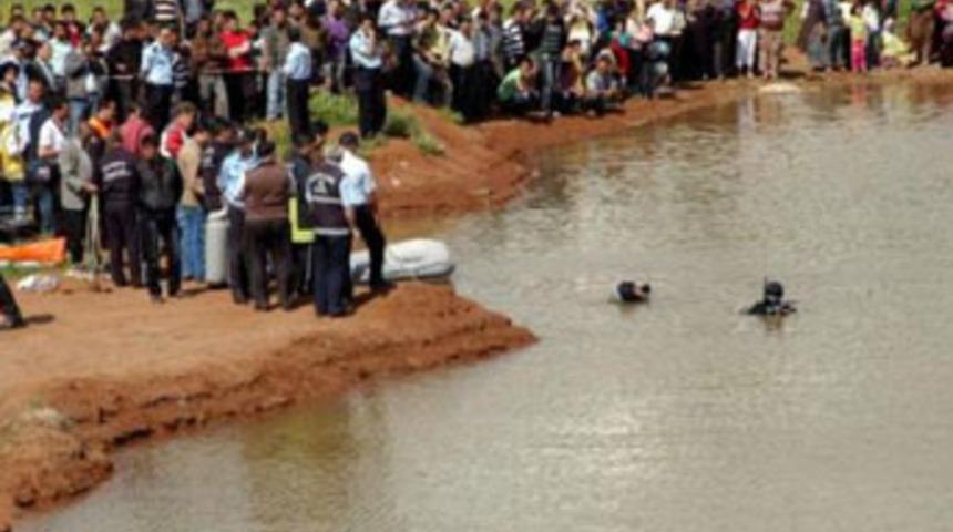 Su birikintisine giren &ccedil;ocuk boğuldu