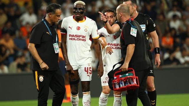 Sakatlanarak oyundan çıkmıştı! Galatasaray'dan Osimhen açıklaması geldi
