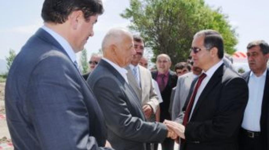 G&ouml;lhisar Anadolu Lisesi, binasına kavuşuyor