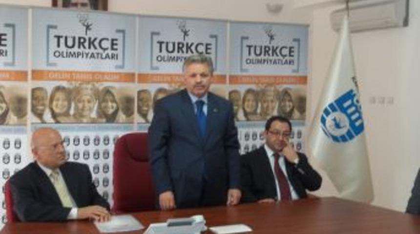 Vali Kahraman: T&uuml;rk&ccedil;e Olimpiyatları medeniyetlerin kaynaşmasıdır