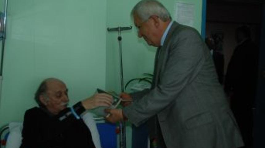 Usta&rsquo;ya ge&ccedil;miş olsun ziyareti